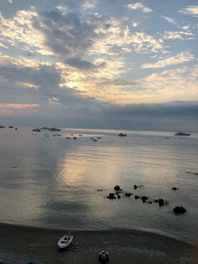 Taormina Wonderful Solarium Διαμέρισμα Giardini Naxos Εξωτερικό φωτογραφία